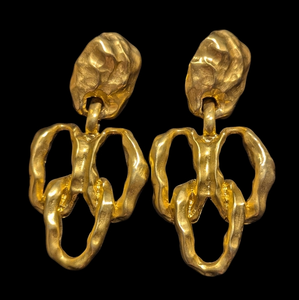 1980s Gold Plated HammeredSculptural Clip on Dangle Earrings